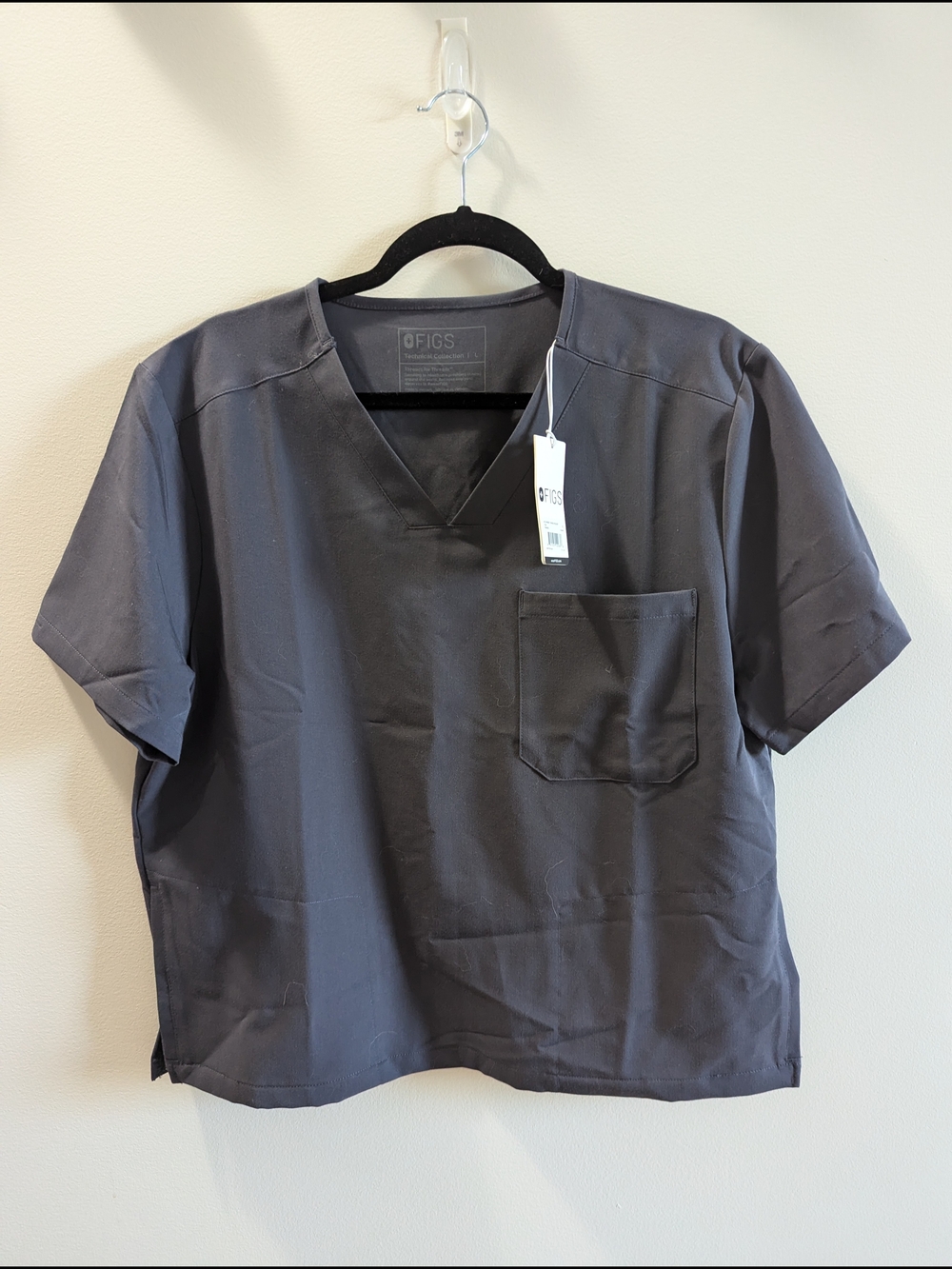 Figs Men’s Dark Gray Short Sleeve Scrub Top